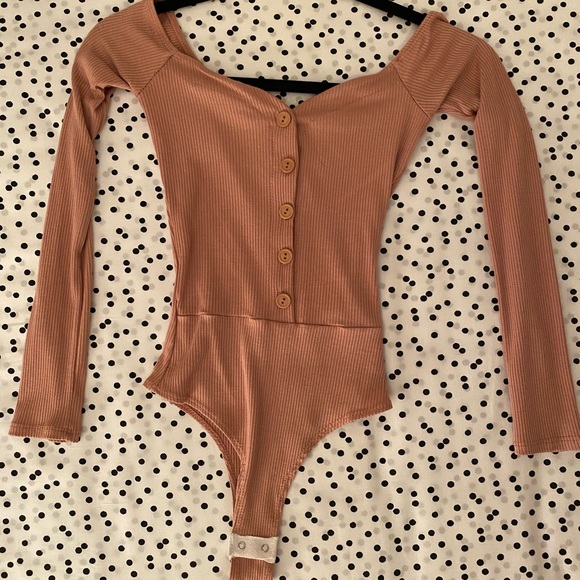 Fashion Nova bodysuit - Picture 1 of 2